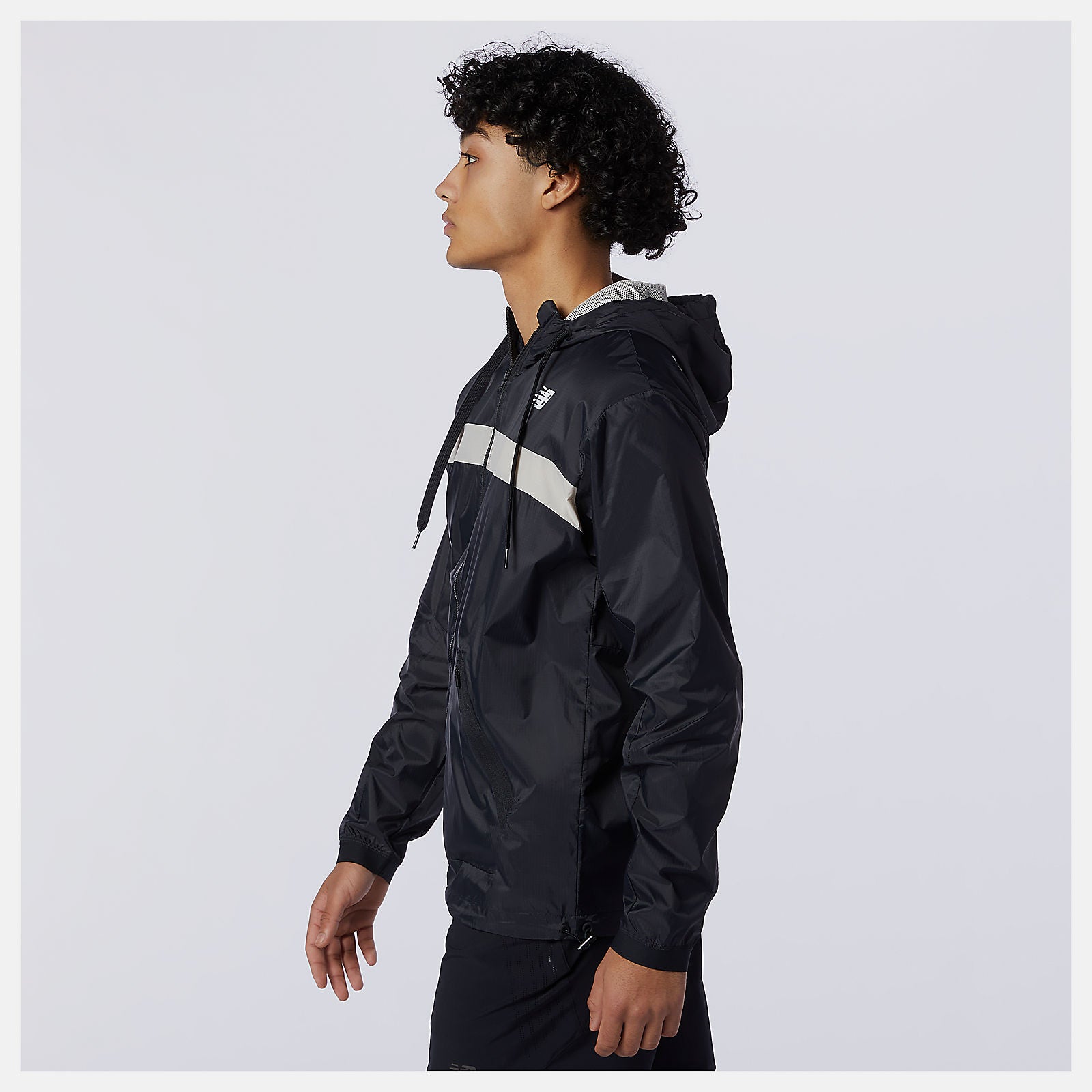 R.W.T. Lightweight Woven Jacket-Men | New Balance