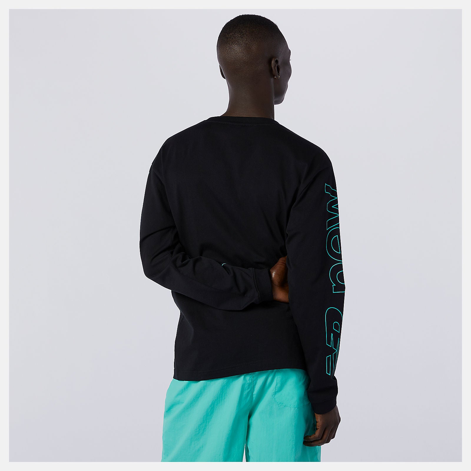 NB Sport Style Optiks Longsleeve Tee-Men | New Balance
