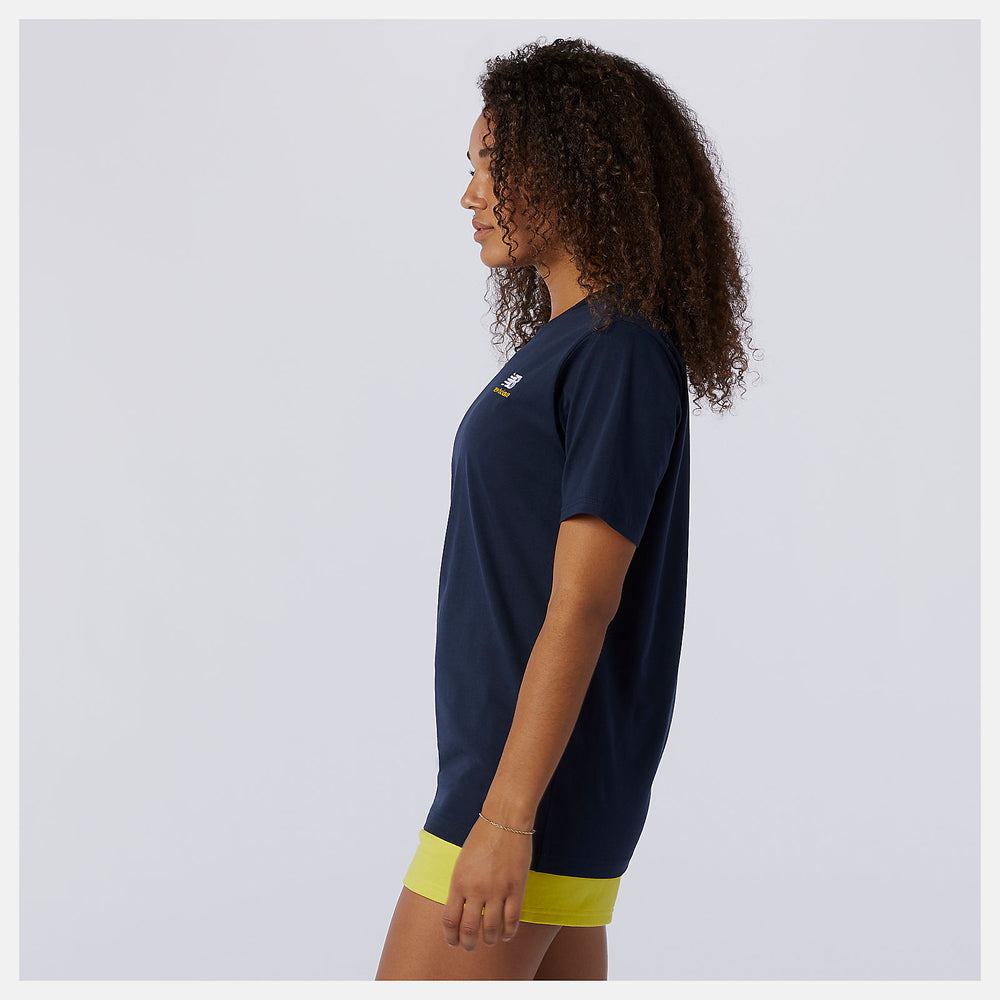 NB Essentials Embroidered Tee-Women|Men | New Balance