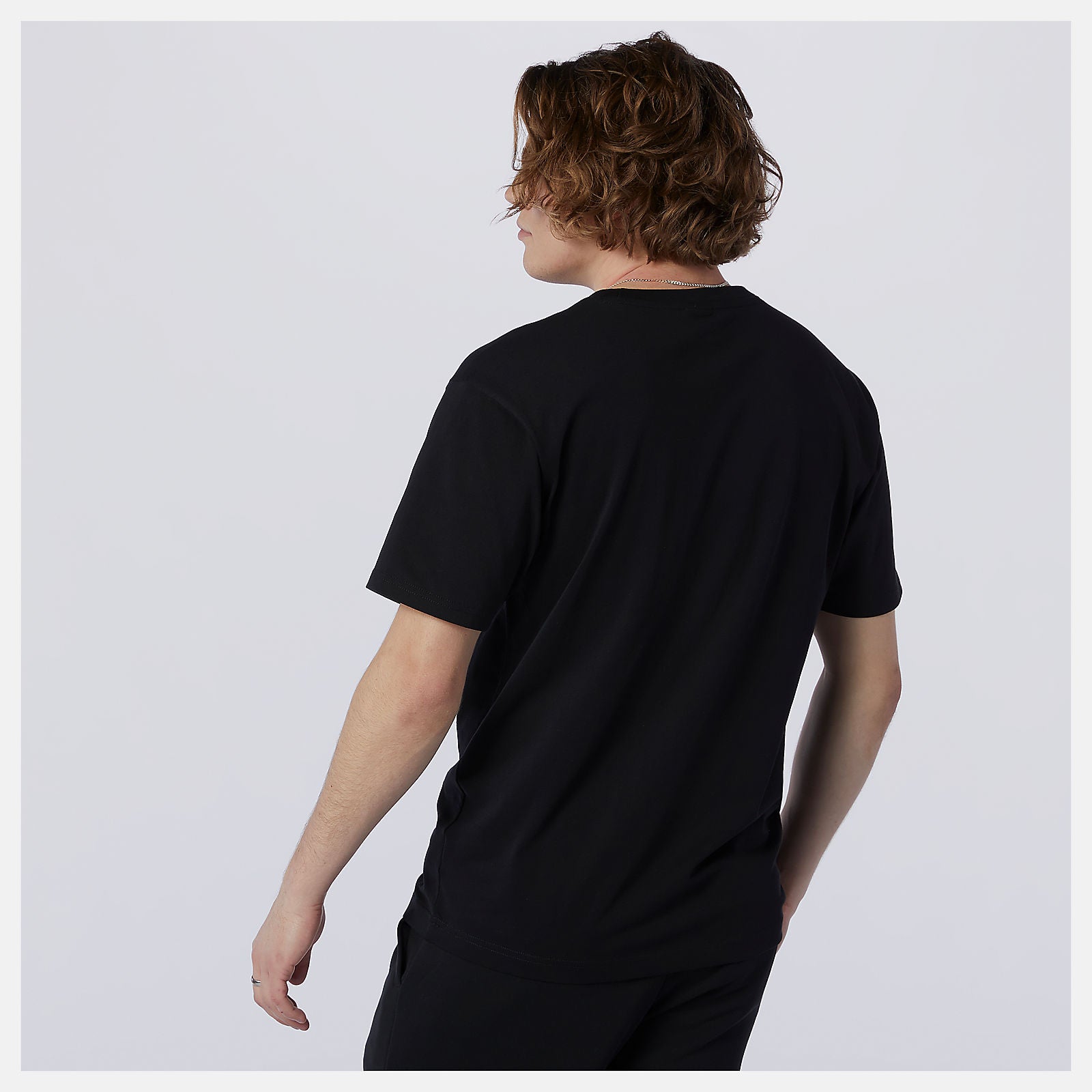 NB Athletics Higher Learning Badge Tee-Men | New Balance