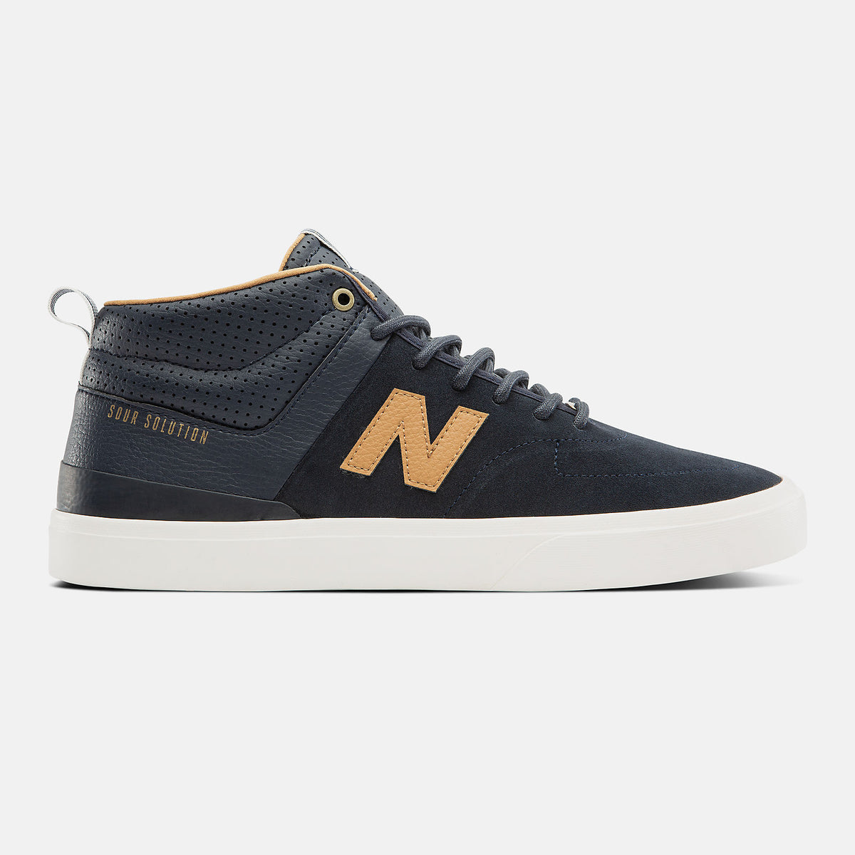 Numeric 379 Mid-Women|Men | New Balance