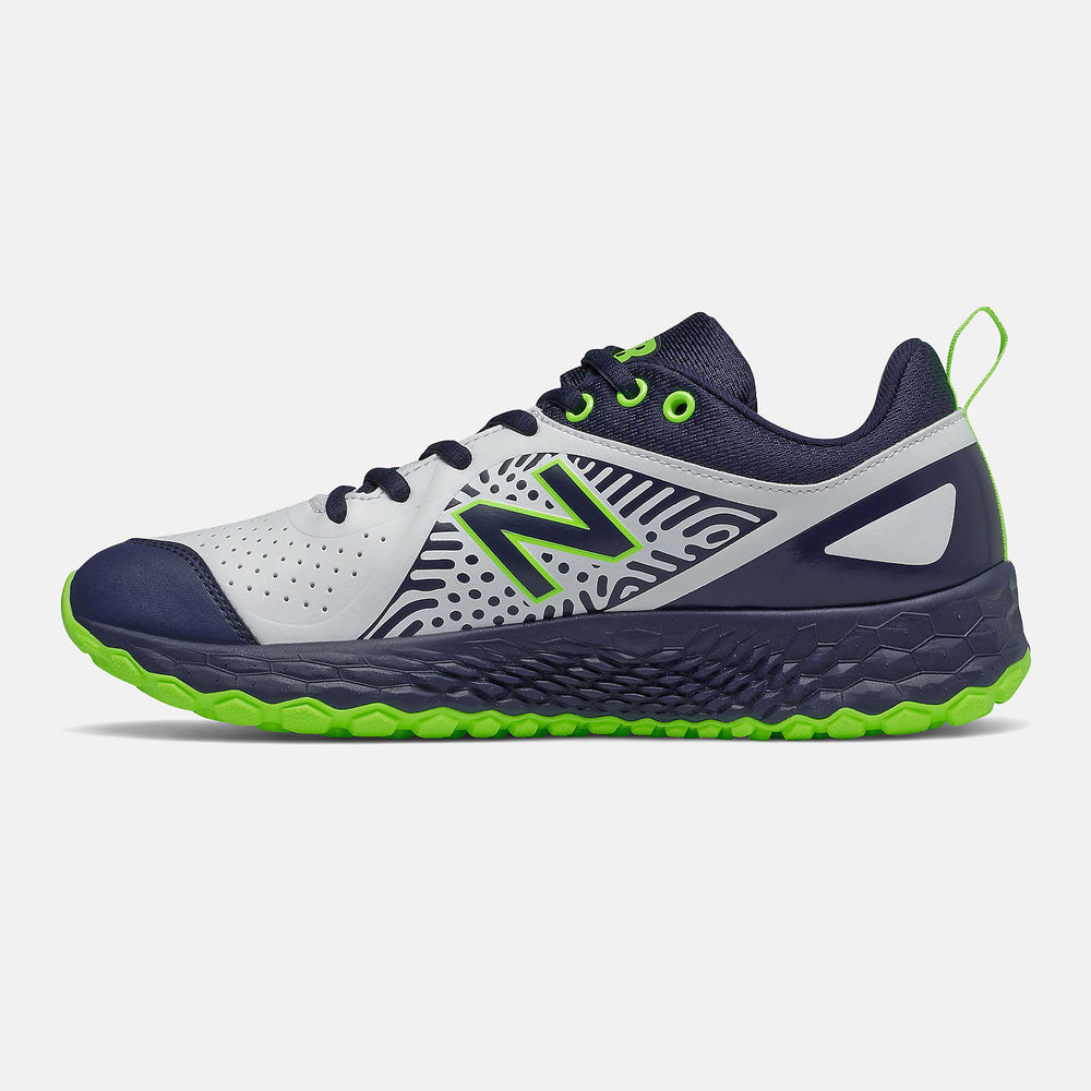 Fresh Foam Velo v2 Turf-Women | New Balance