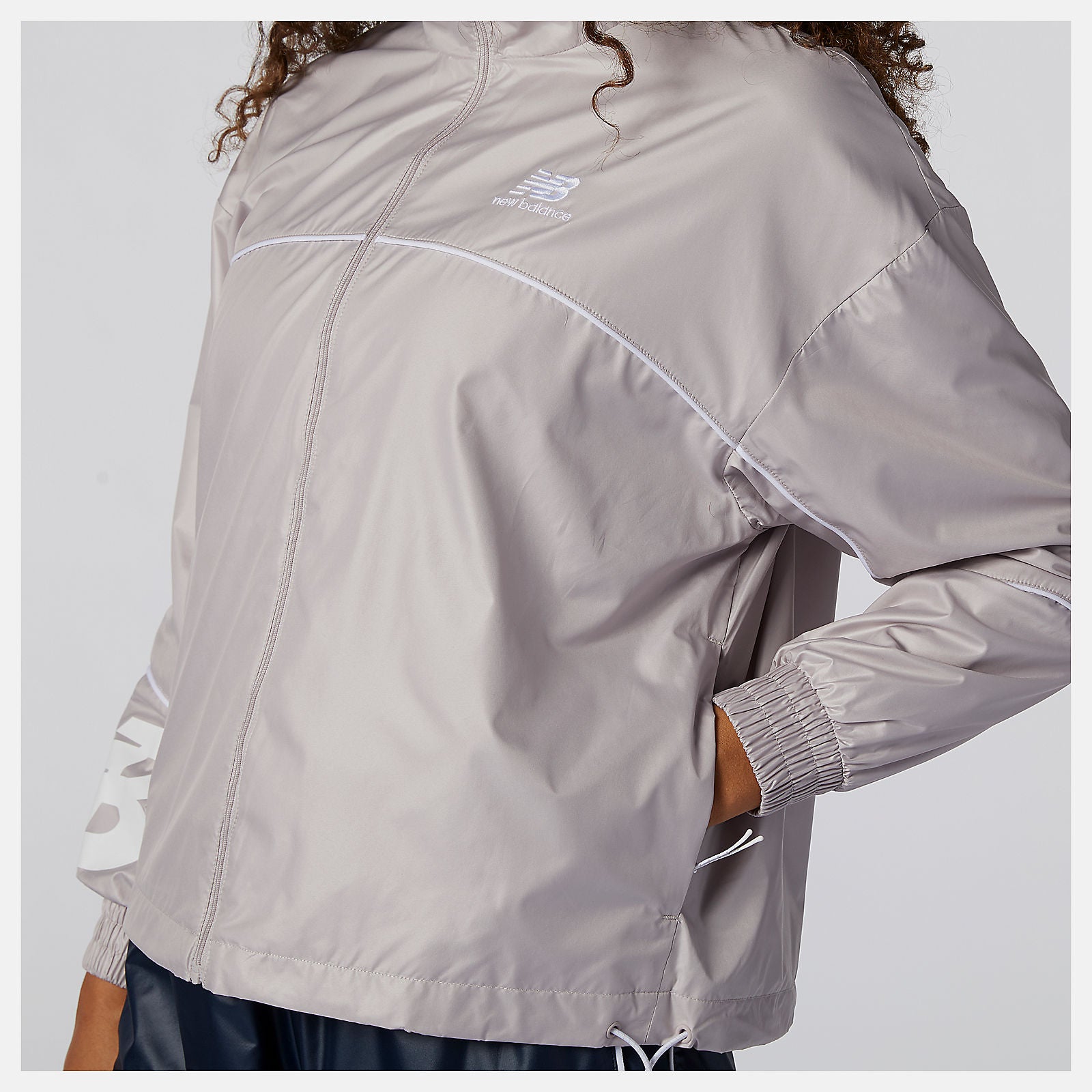 NB Athletics Windbreaker-Women | New Balance