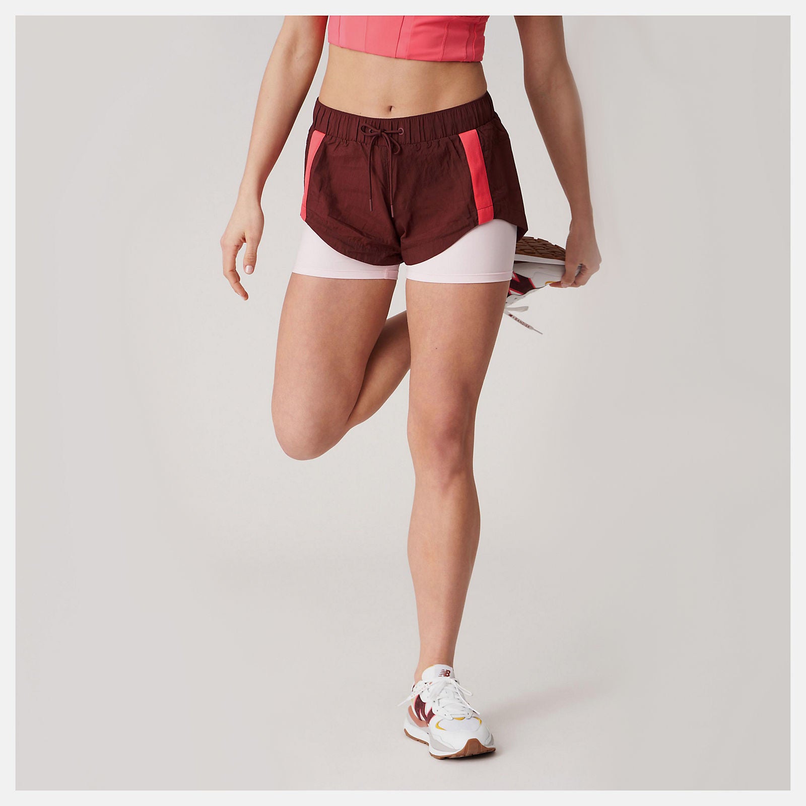 Bandier Woven tech Short-Women | New Balance
