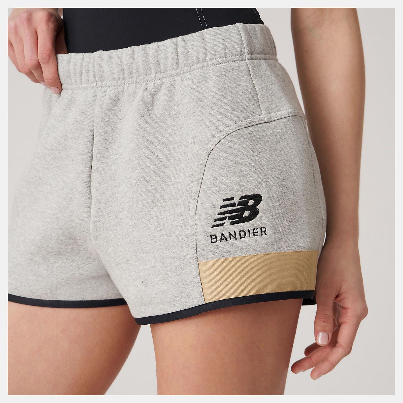 Bandier Fleece Short-Women | New Balance