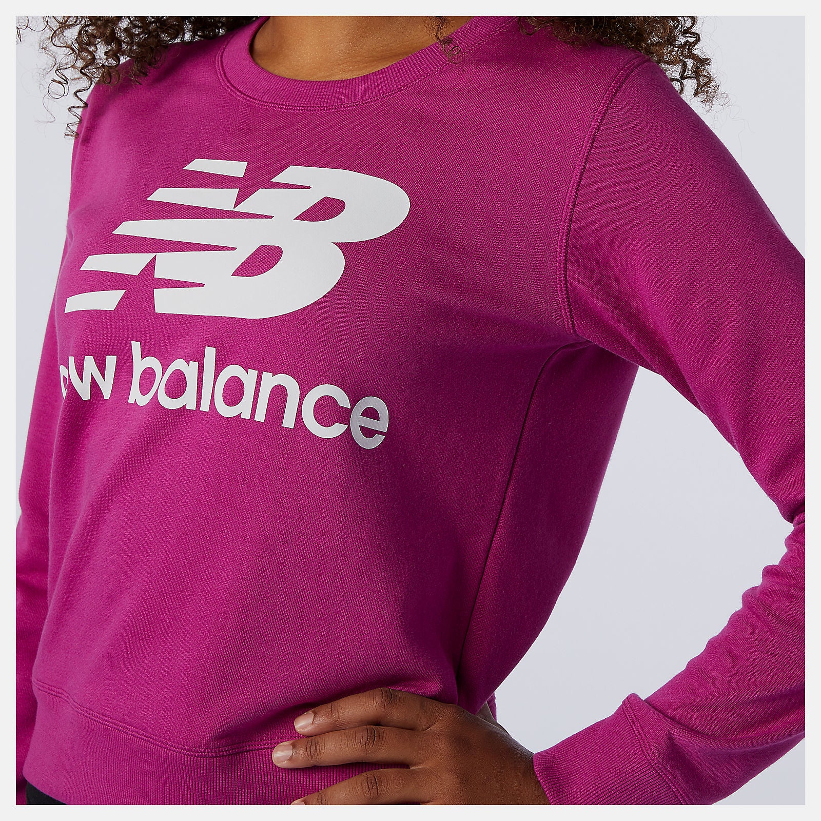 Essentials Crew-Women | New Balance