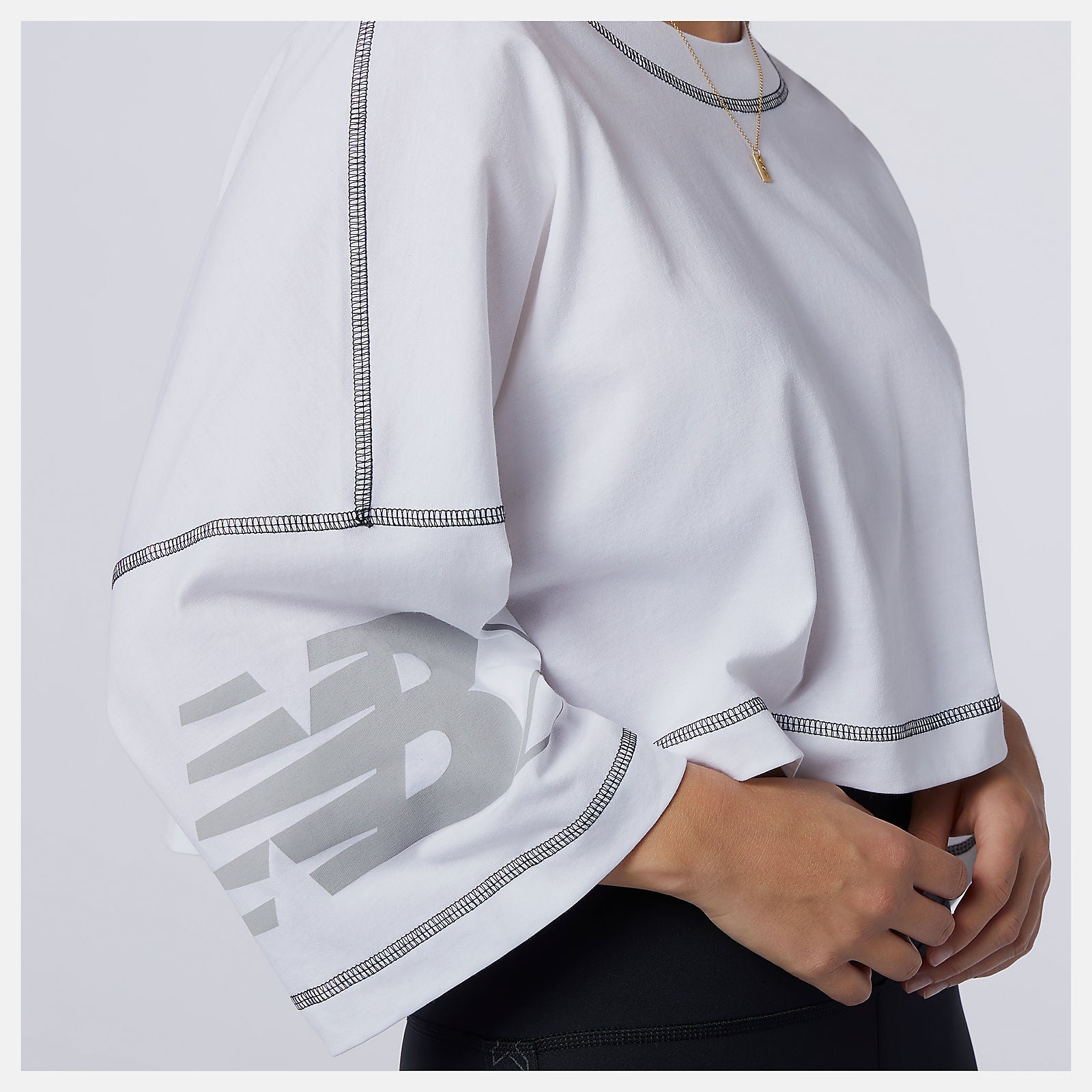 NB Essentials NBX Graphic Tee 2-Women | New Balance